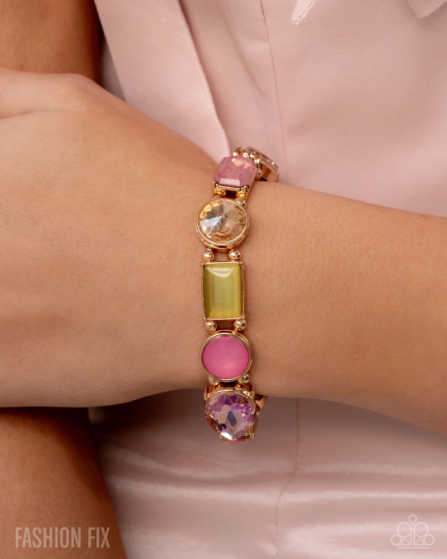 Paparazzi Accessories - Fiercely 5th Avenue #FFA-0525 - Gold May 2025 Fashion Fix