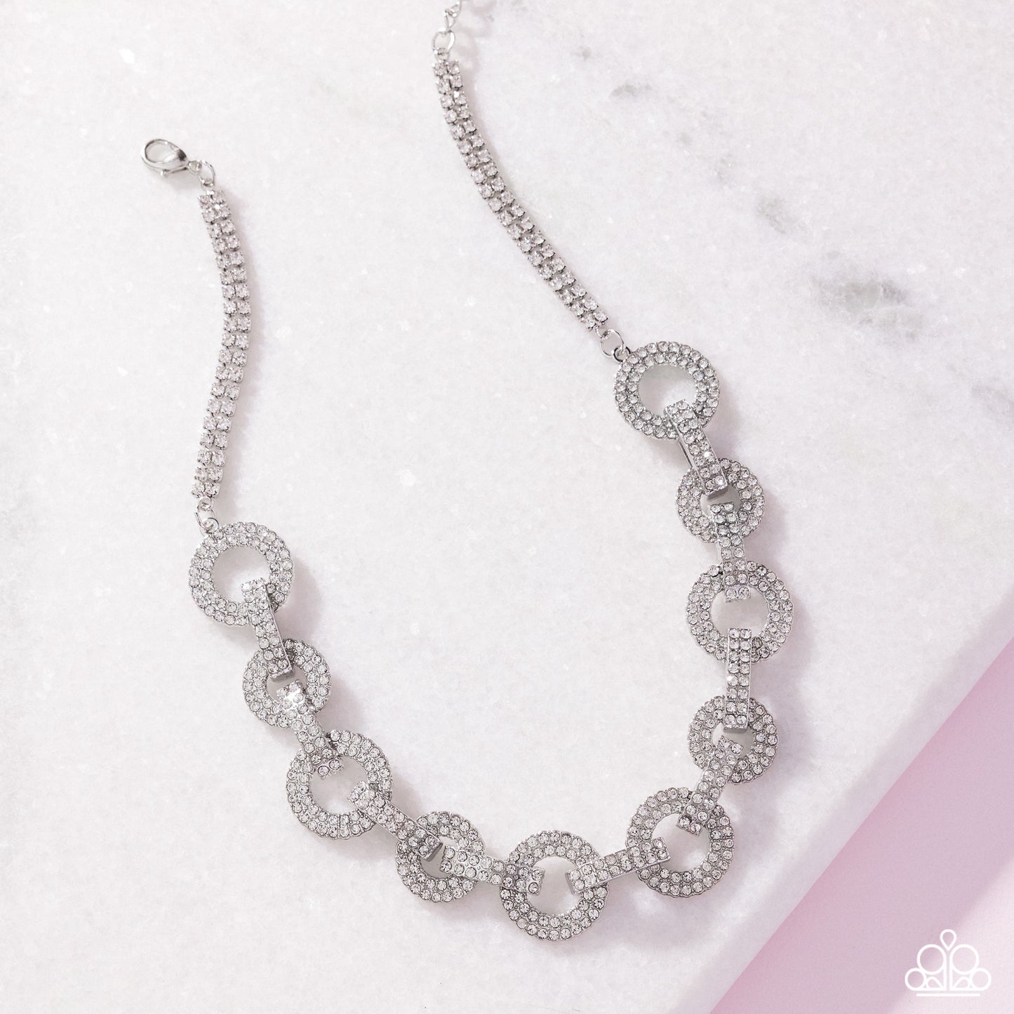 Paparazzi Accessories - Elegant Embrace - White Necklace