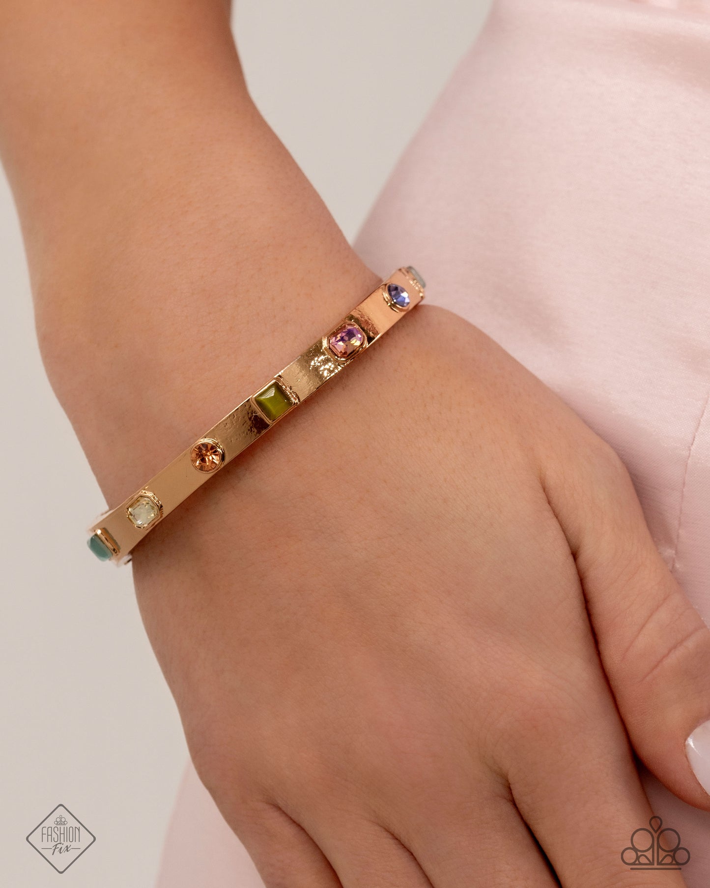 Paparazzi Accessories - Fiercely 5th Avenue #FFA-0525 - Gold May 2025 Fashion Fix